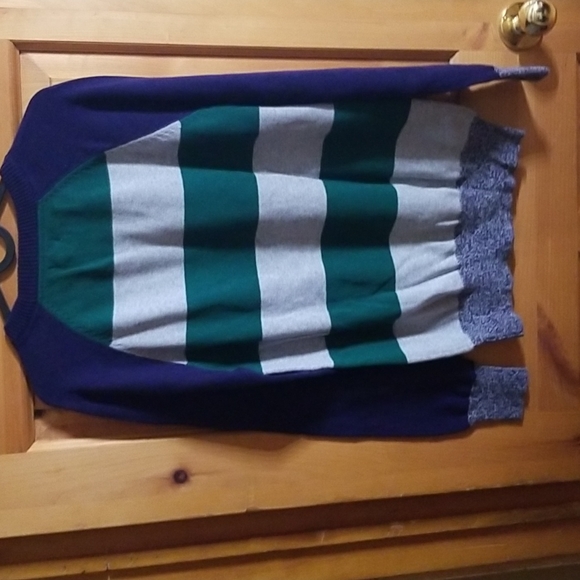 NWT blue grey and green sweater. Size XL 16 - Picture 2 of 3